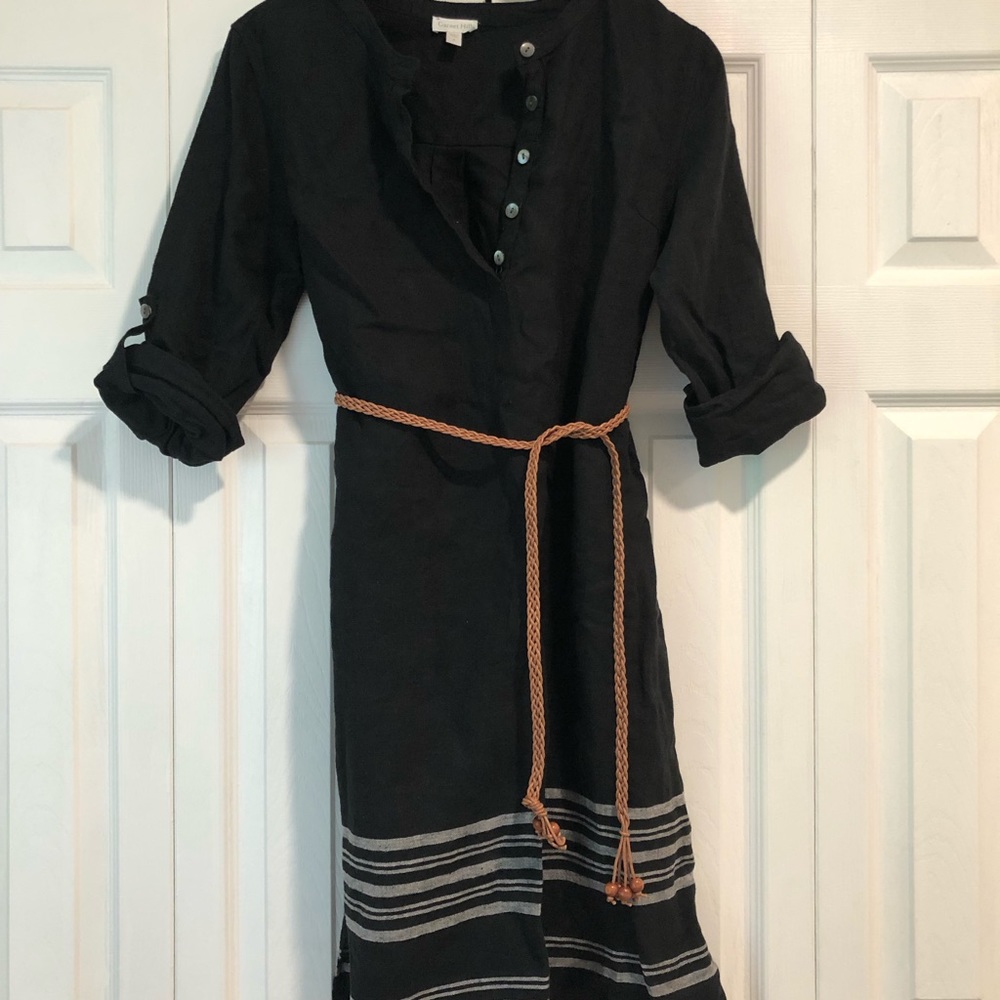 Garnet Hill Black and grey dress with belt